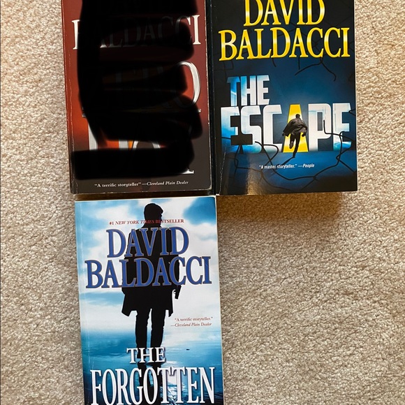 Tons of used (some even new or unread ) books!! - Picture 3 of 7